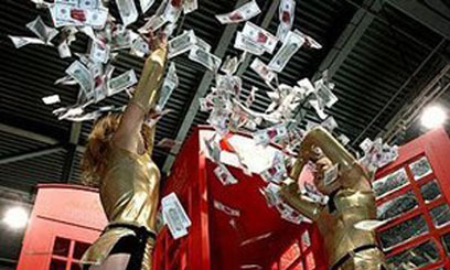 ‘Millionaire-Fair’ flaunts wealth despite crisis