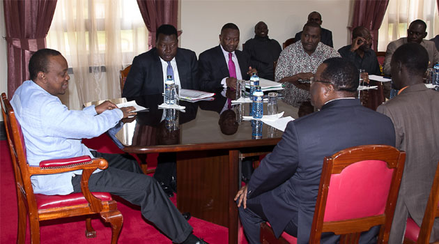 Convert land to shares to benefit from pipeline, Uhuru tells Turkana