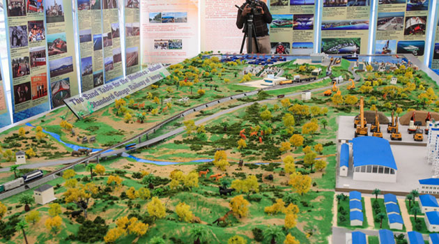 President Kenyatta briefed on status of SGR project