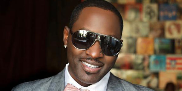 JOHNNY-GILL-BOWTIE