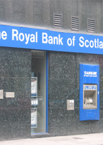 RBS shareholders back record rights issue