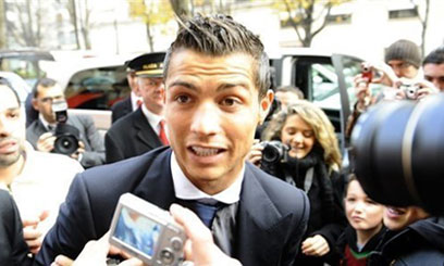 Real to borrow funds to buy Ronaldo