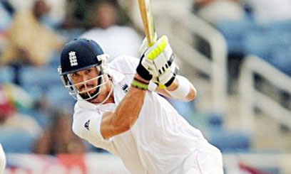 Pietersen gifts wicket as England fight back