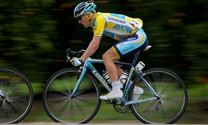 Armstrong ahead of schedule in Tour de France training