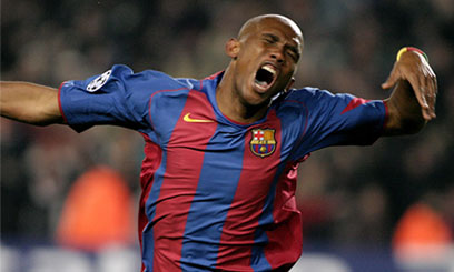 Goal-hungry Eto'o keeps Barca rolling