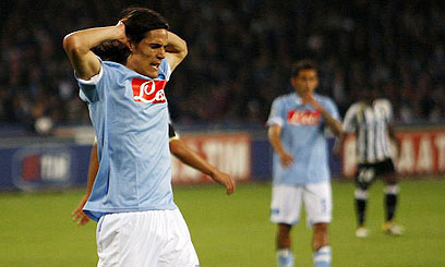 Advantage AC Milan after Napoli lose