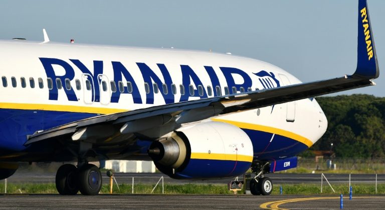 Ryanair warns of ‘queue chaos’ from new EU border system