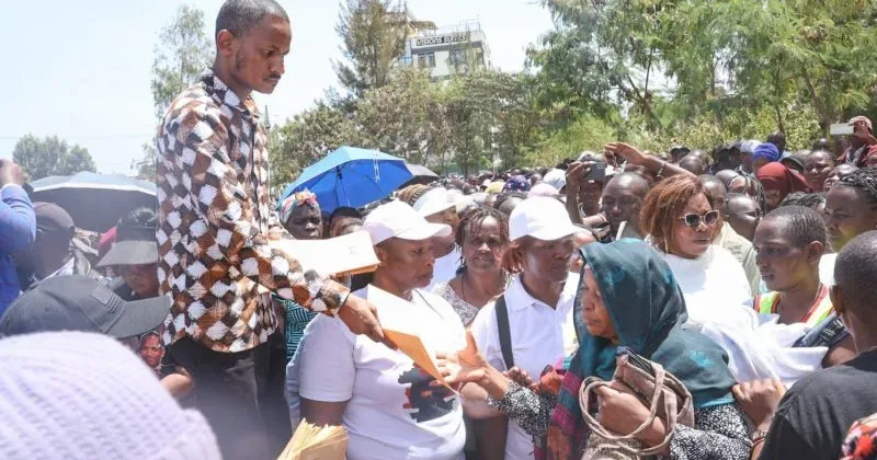 Court urges govt to create national bursary database
