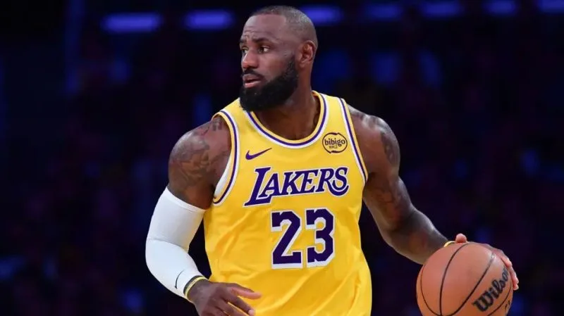 LeBron James To Leave LA Lakers After Eight Seasons