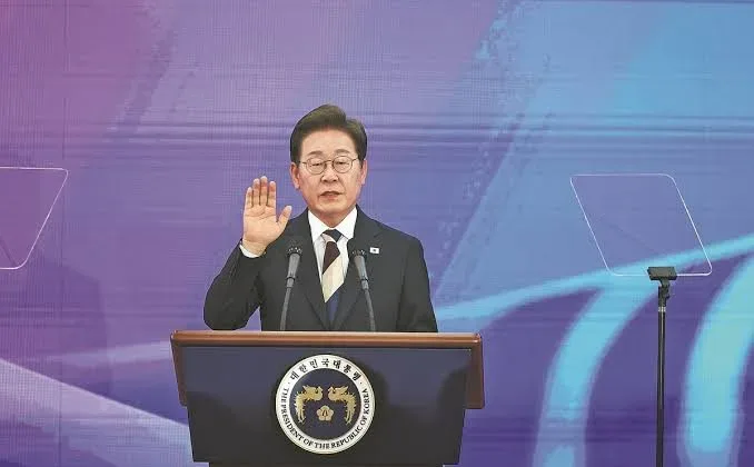 South Korea unveils $1tn chip and AI investment plan