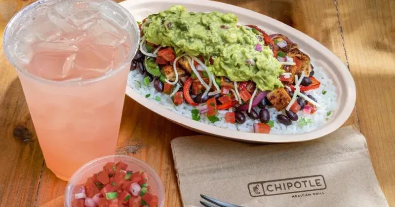 US burrito chain Chipotle opening first outlet in Mexico