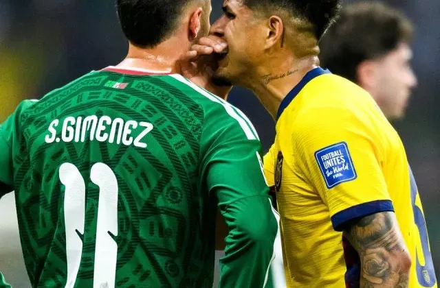 Hincapie becomes second player sent off for covering mouth