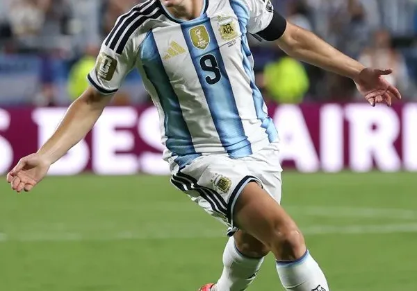 Argentina cruise into World Cup semis as Embolo red card proves to be a blessing