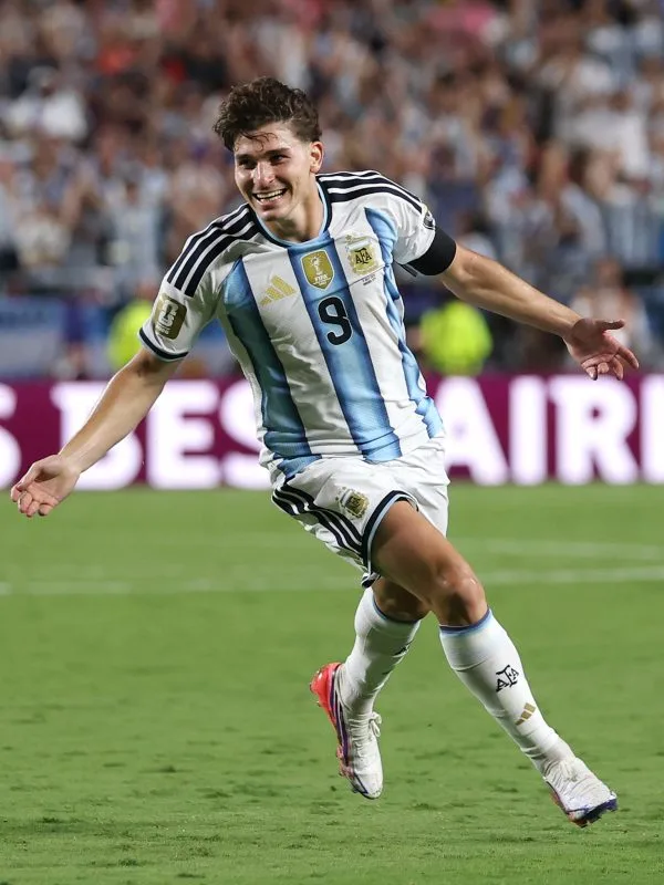 Argentina cruise into World Cup semis as Embolo red card proves to be a blessing
