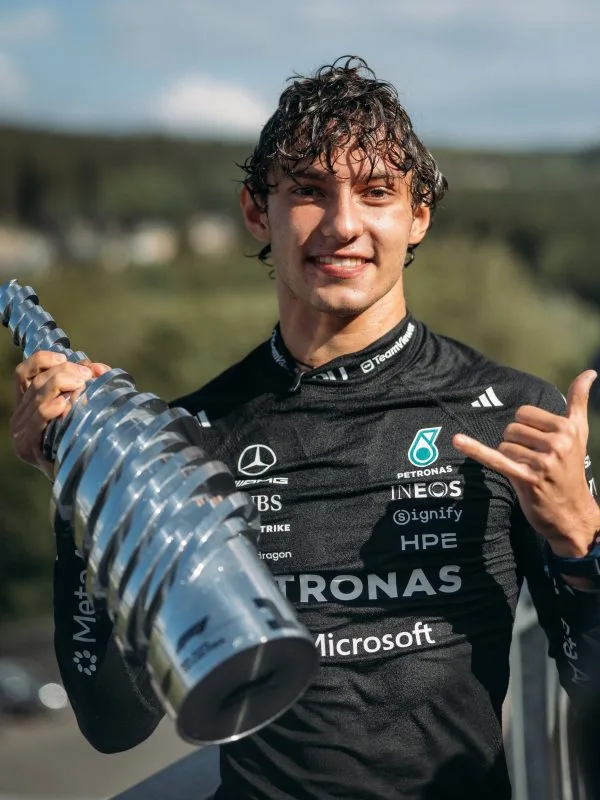 Antonelli wins to extend lead after Russell crashes out