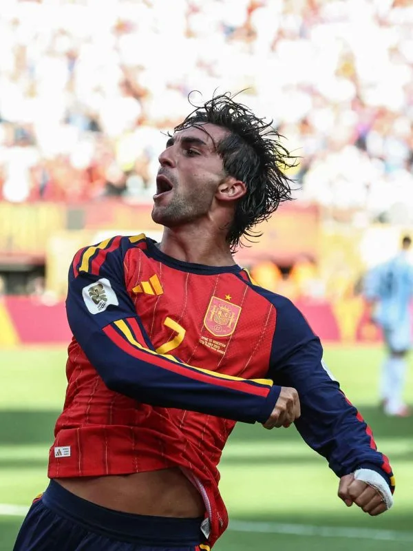 The G.O.A.T ‘slaughtered’ as Spain beat Argentina to win second World Cup title