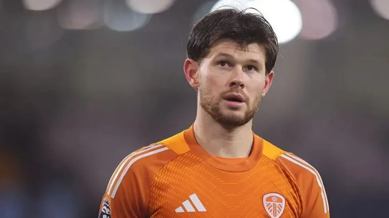 Arsenal Set To Sign Meslier On Free Transfer After Leeds Exit