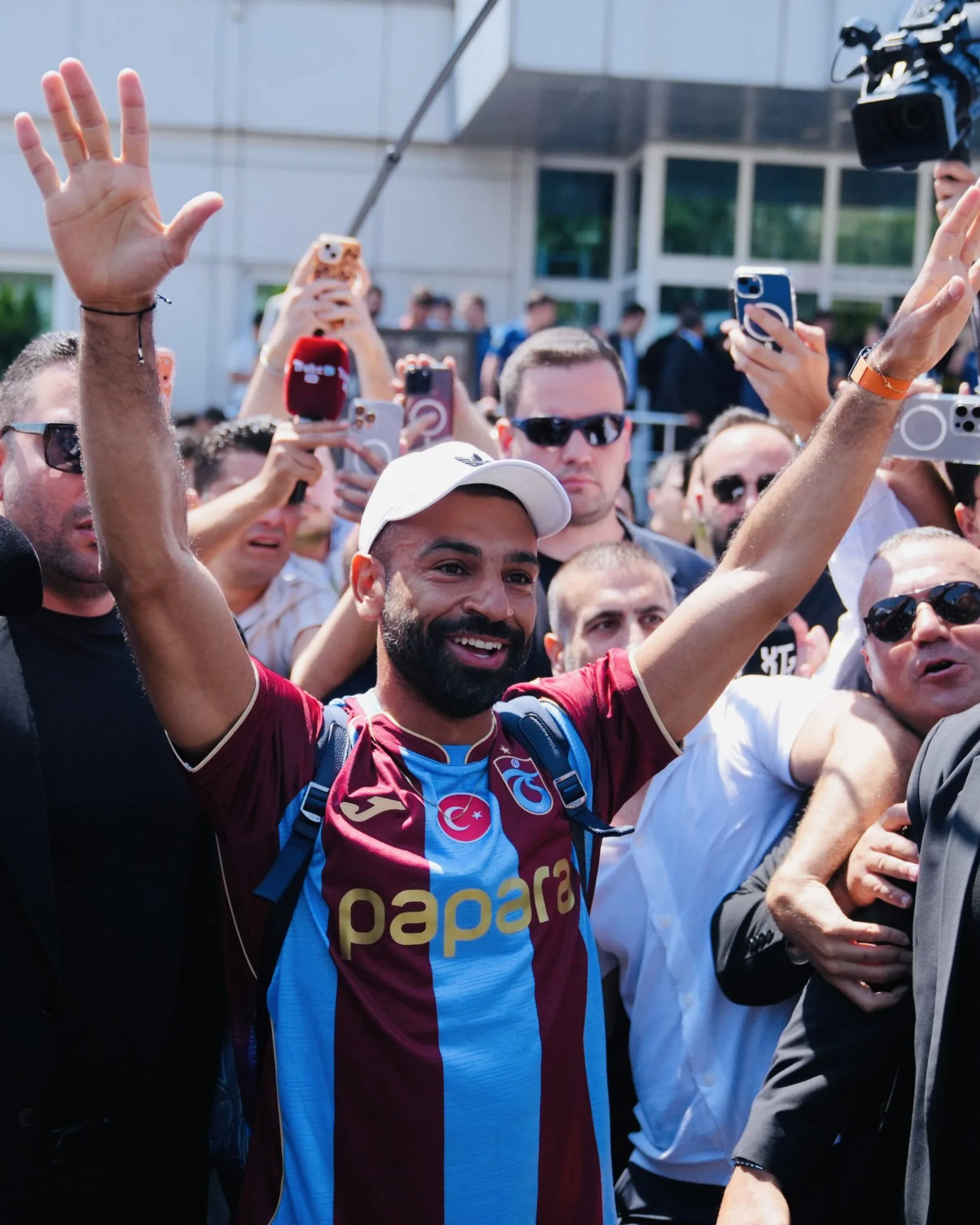 Salah given hero’s welcome before Trabzonspor move