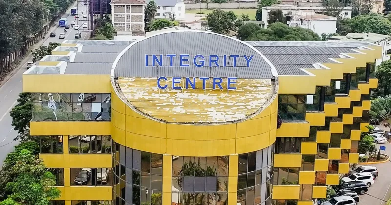 EACC arrests two police officers over alleged Sh100,000 bribe