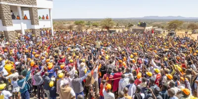 Ruto calls Sifuna, Linda Mwananchi team ‘fools’ over housing