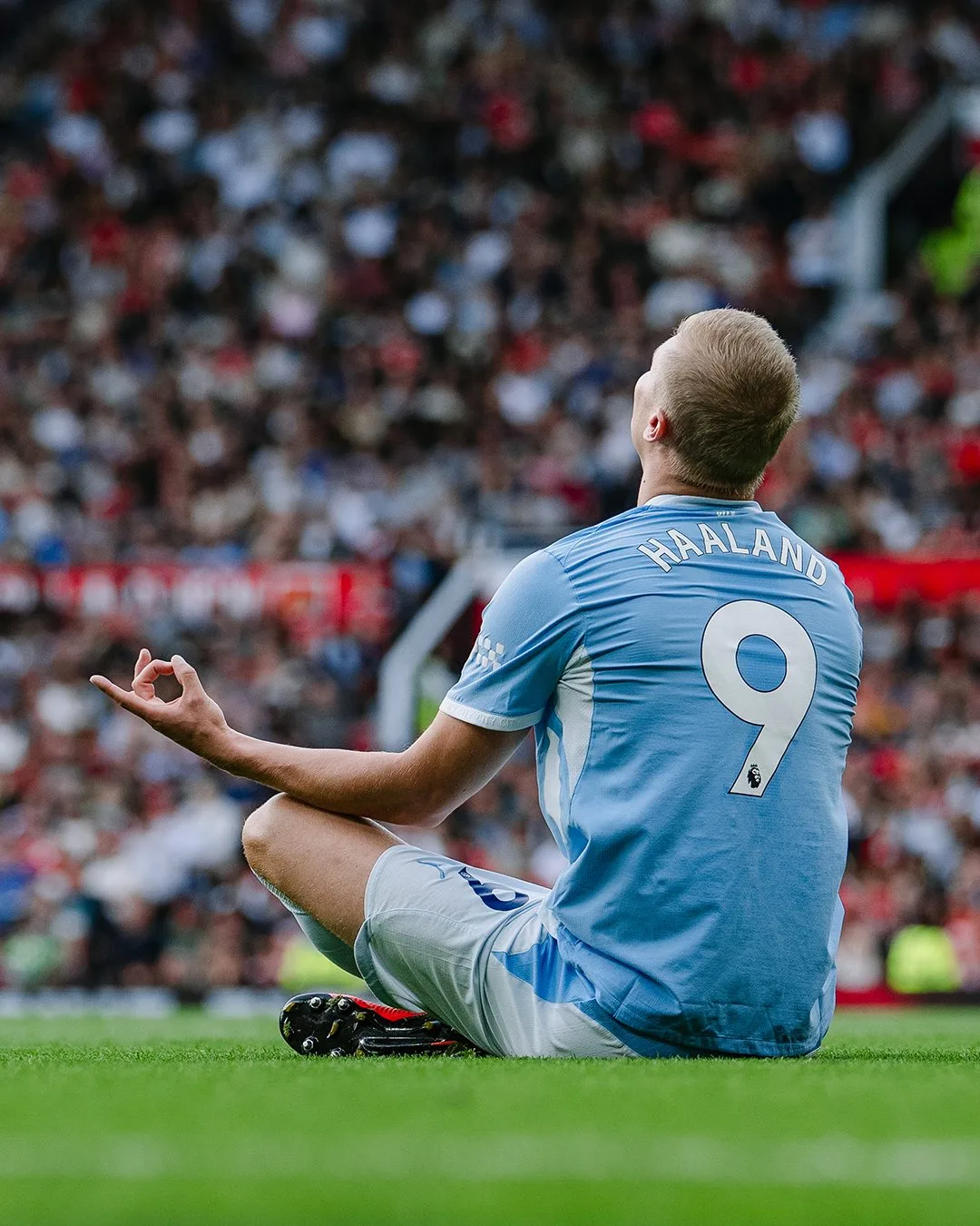 Haaland strike turns Old Trafford into theatre of nightmares as City outsmart hosts United