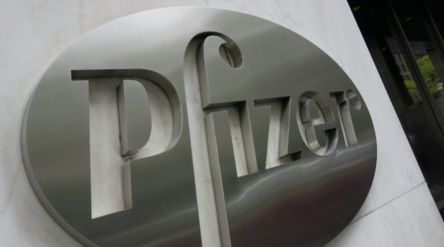 Pfizer lifts 2022 forecast for Covid-19 vaccine sales as profits rise