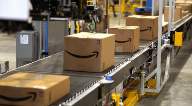 White House hits back at Amazon ‘plan’ to show tariff price rises