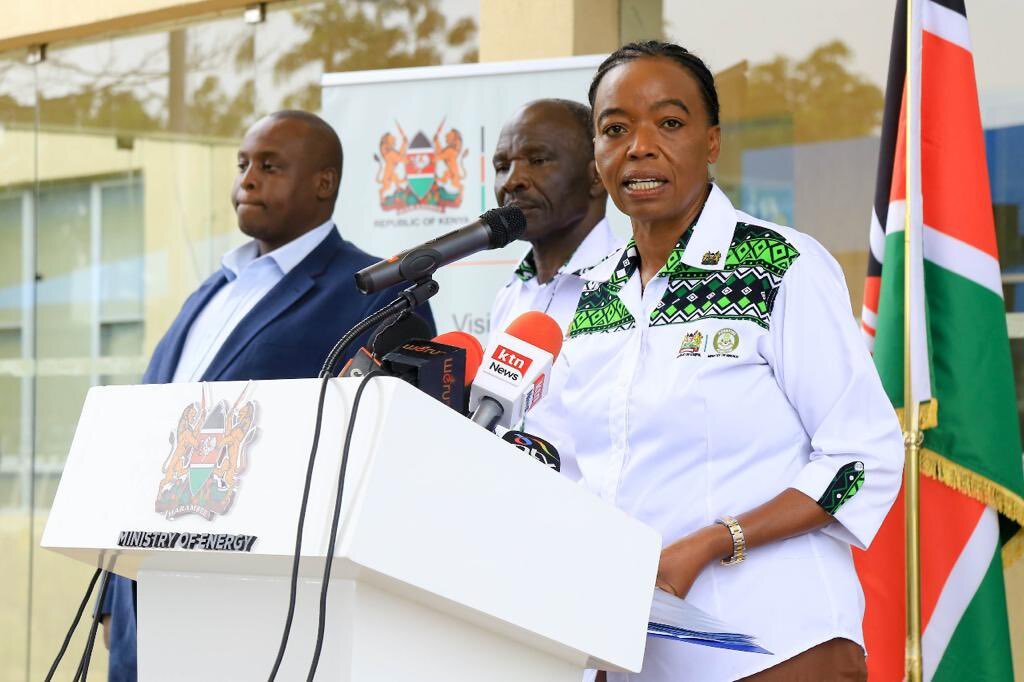 Three IPPs agree to lower electricity tariffs following govt negotiations