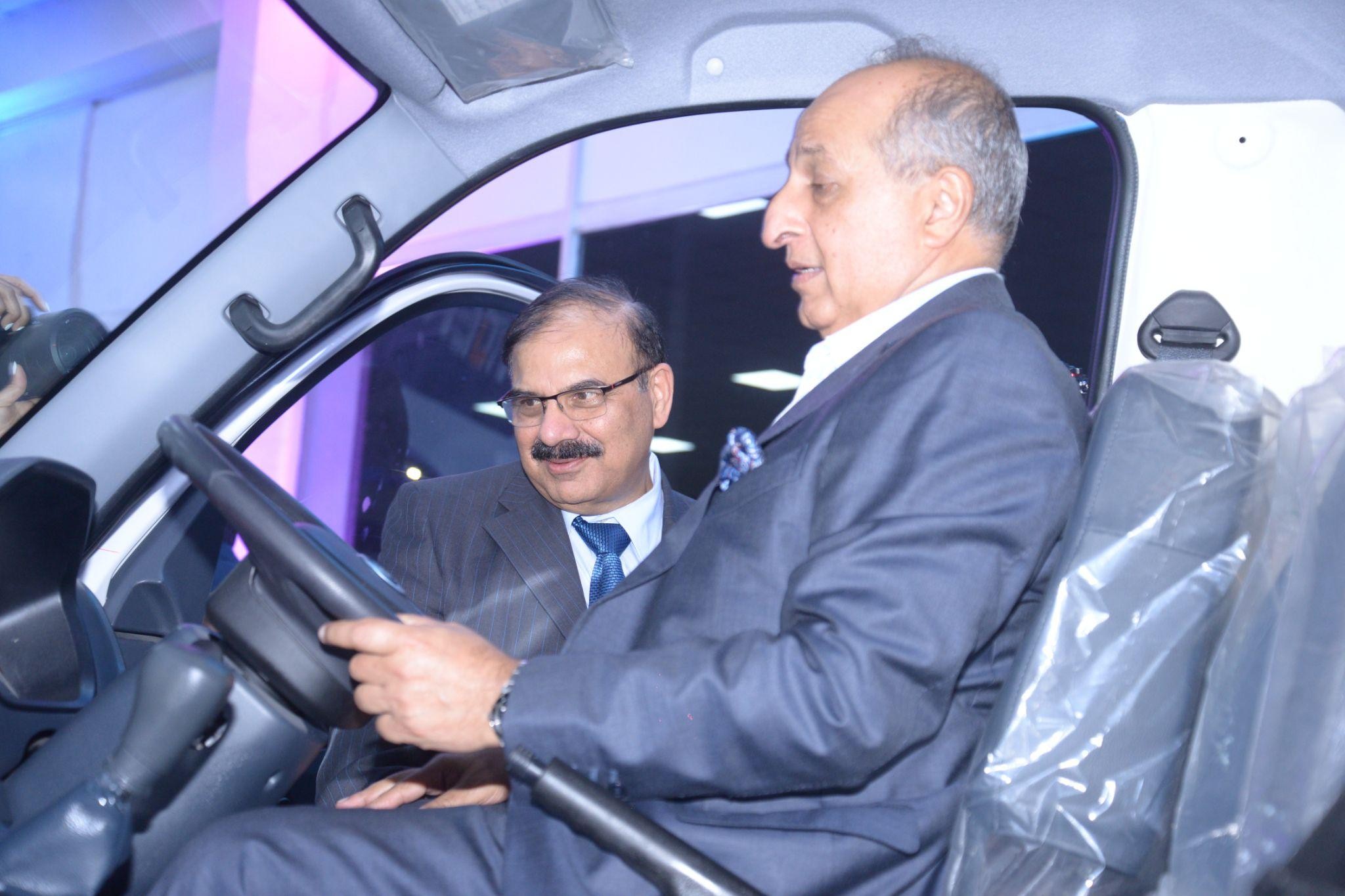Deluxe Trucks & Buses unveils new Ashok Leyland trucks