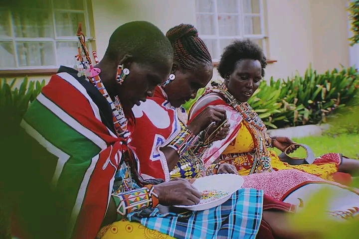 Kajiado women trained on beadwork commercialization