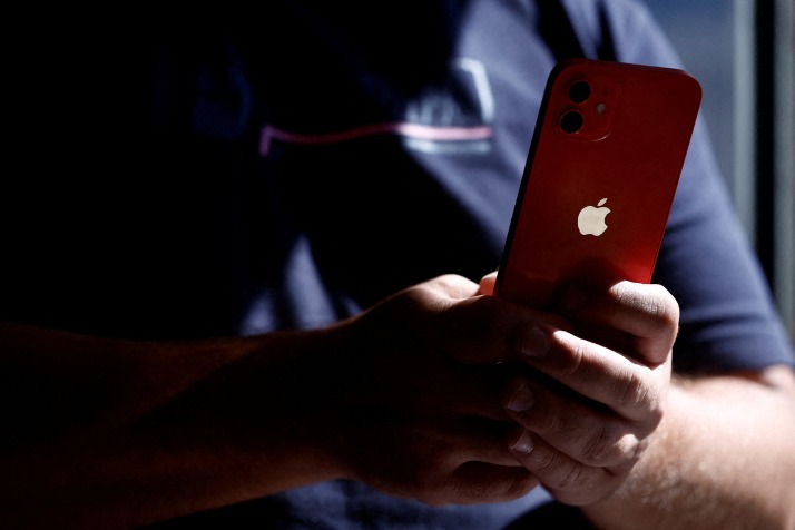 As radiation fears prompt iPhone ban, EU eyes tighter rules