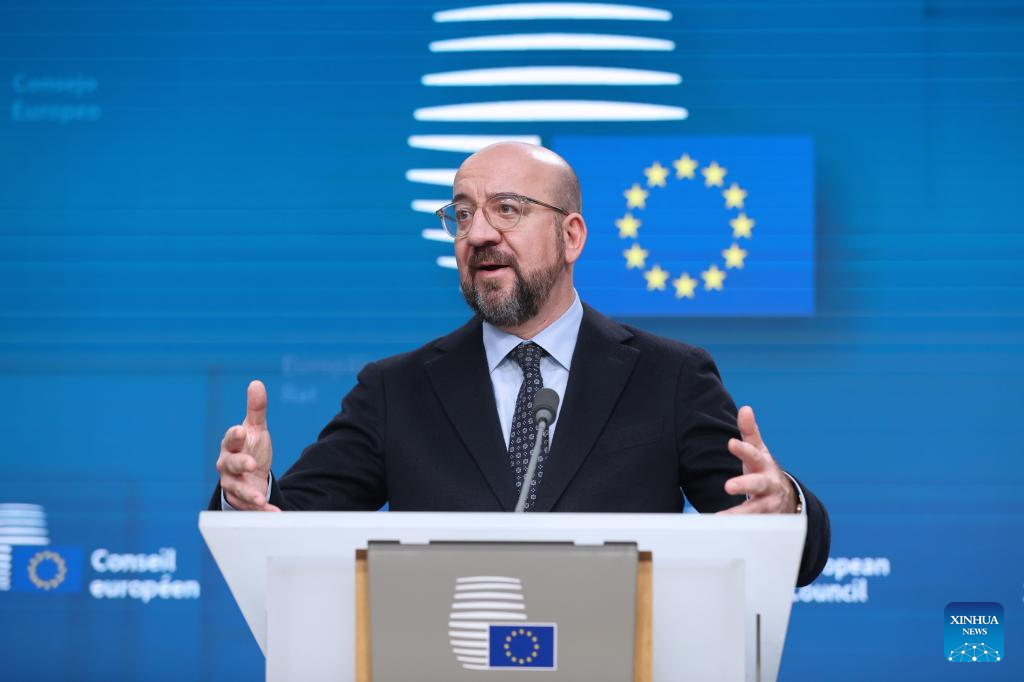 EU criticizes 8 countries for excessive spending