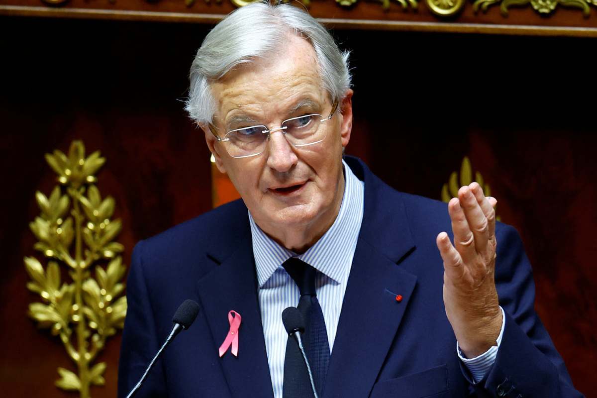French budget aims to bridge wide divisions