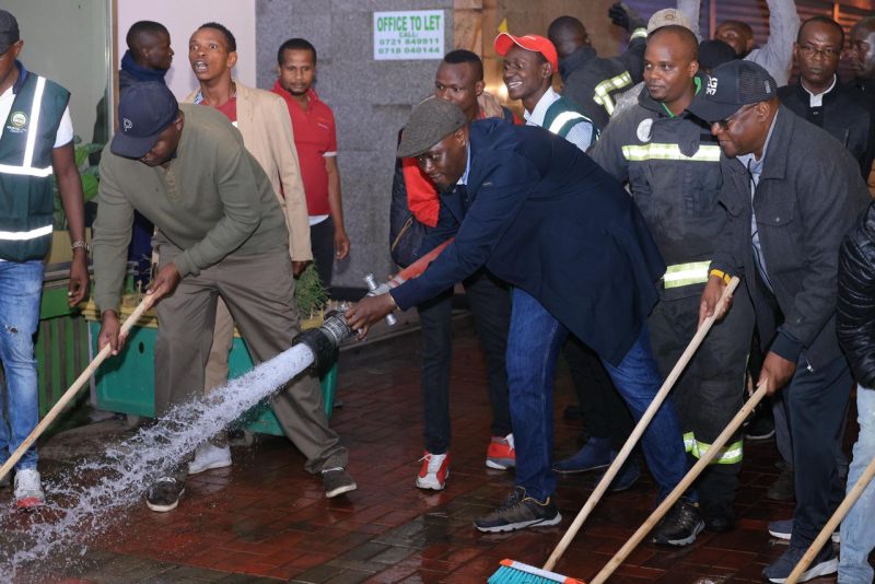 Nairobi County extends city clean-up exercise to estates