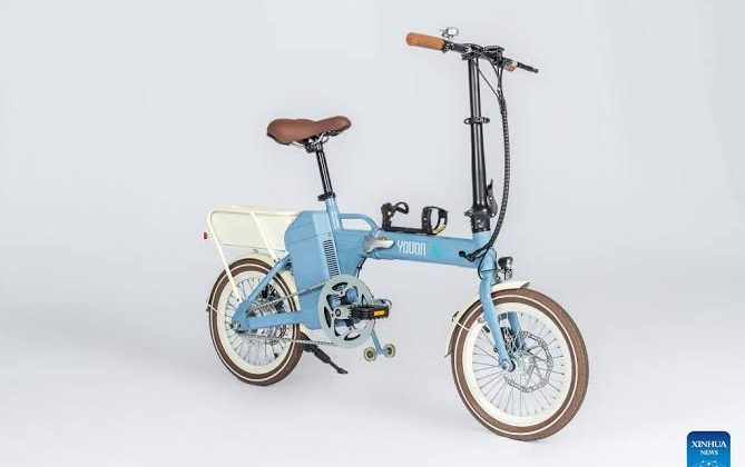Cheaper China e-bikes ‘kick in teeth’ for UK firms