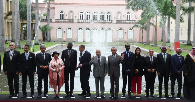 BRICS countries urged to oppose protectionism