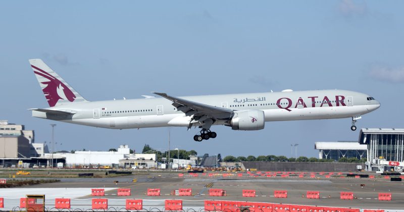 White House and Qatar discuss transfer of luxury jet for Air Force One