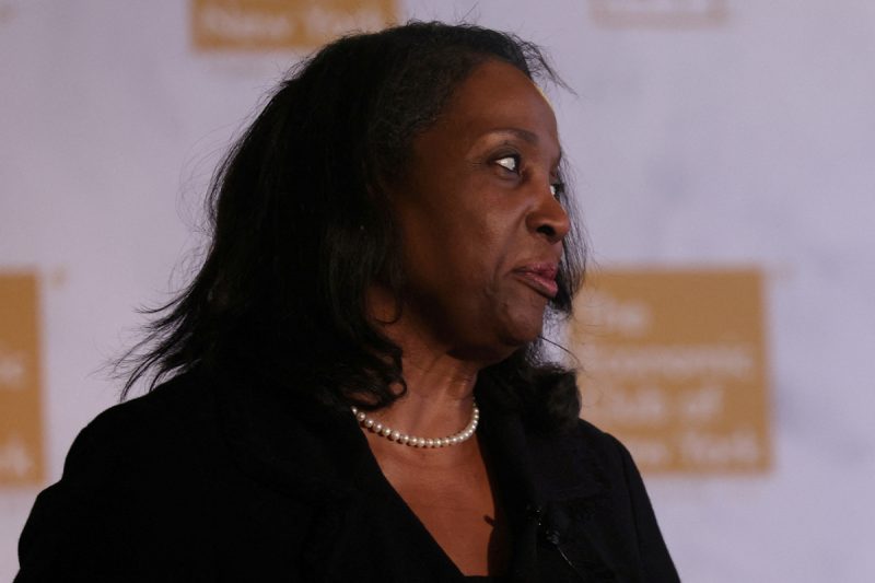 Supreme Court blocks Trump’s attempt to fire Federal Reserve Governor Lisa Cook