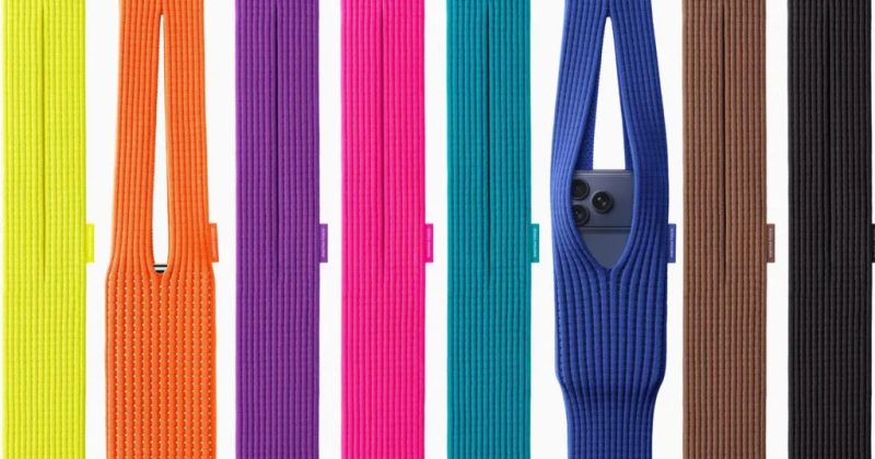 £220 ‘for a cut-up sock’ – Apple’s new iPhone Pocket ridiculed online