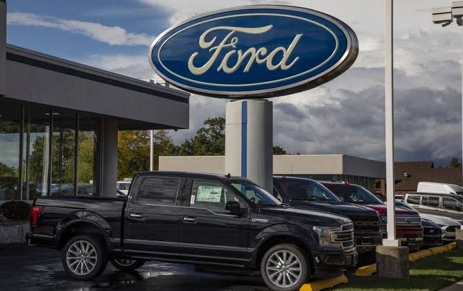 300,000 Ford vehicles recalled in Canada
