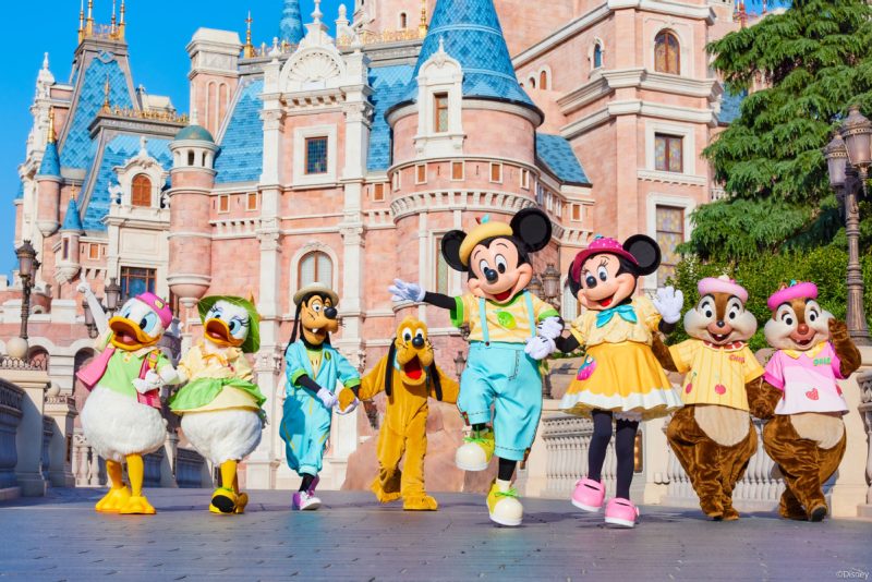 Disney begins cutting 1,000 jobs