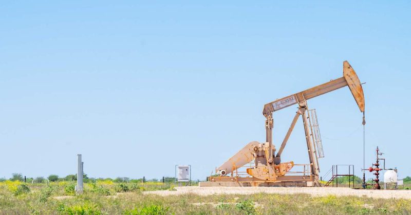 Oil price hits highest since 2022 after report Trump to be briefed on new Iran options