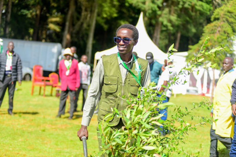 Kenyan Youth Takes on 24 Hour Mission to Plant 24,000 Trees and Break Guinness World Record