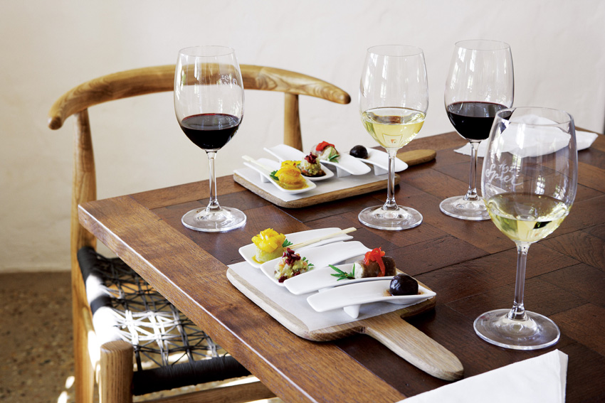 Wine-tasting---corner-tasti