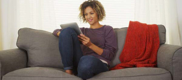 TNMWomanTabletComputer_feature-589x260
