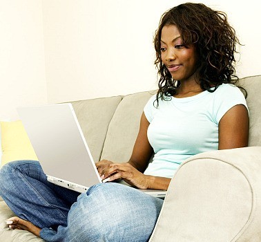 aa-woman-laptop-online-dating-378x350