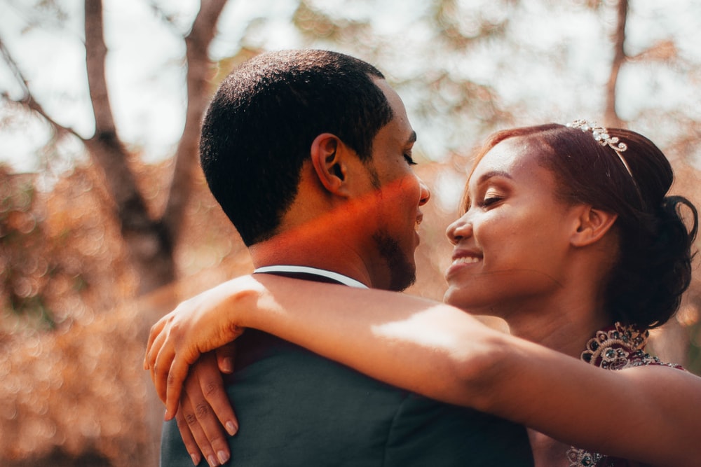 9 HABITS A MAN SHOULD PRACTICE ON HIS WOMAN