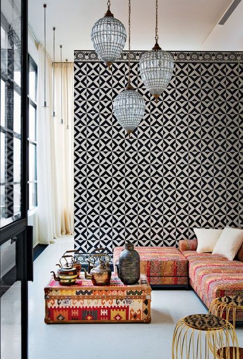 INSPO: 40+ Chic Interior Wallpapers That Will Make You Fall In Love With Wallpaper
