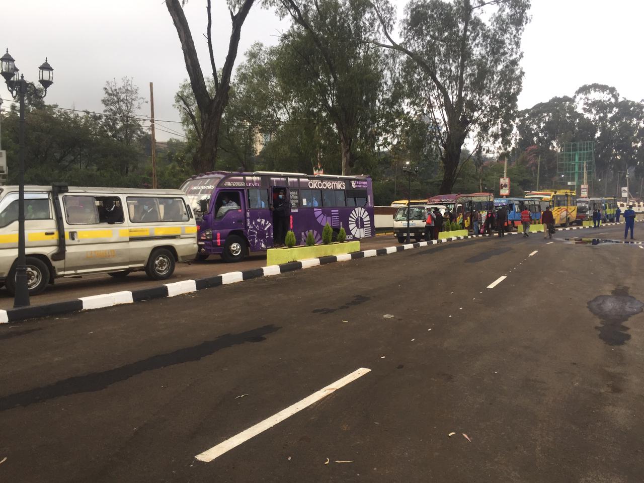 Commuters stranded as NMS begins Green Park test run