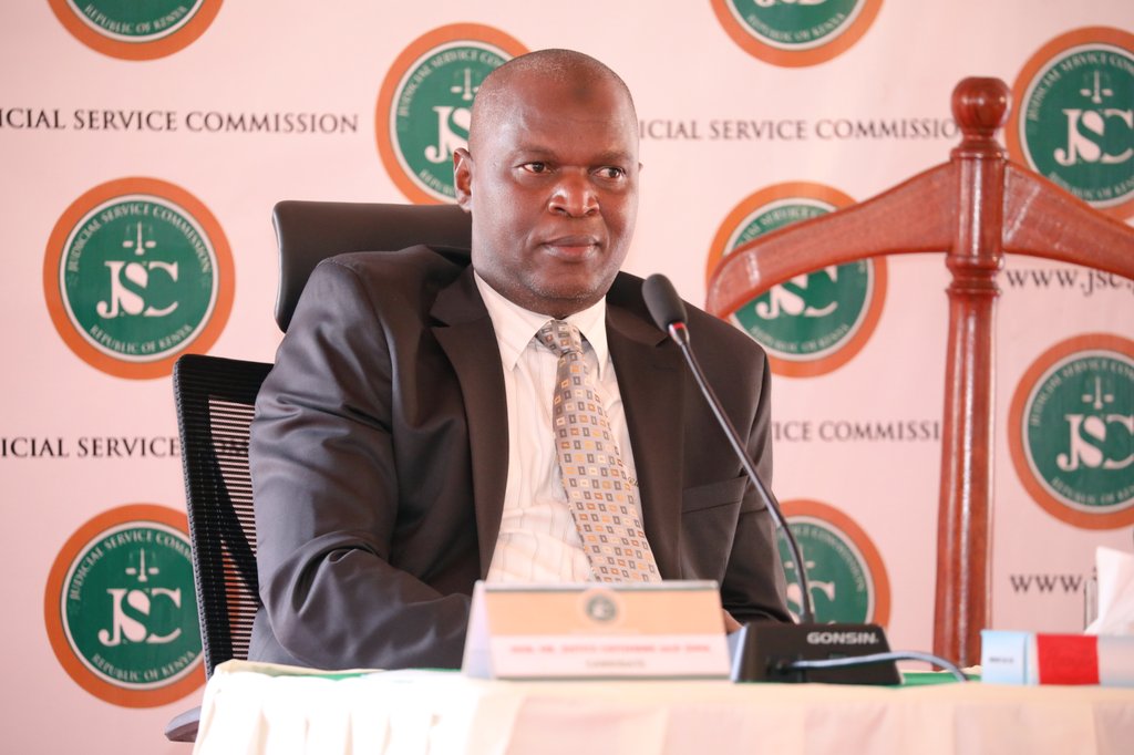 Justice Chitembwe given 14 days to respond to JSC petitions